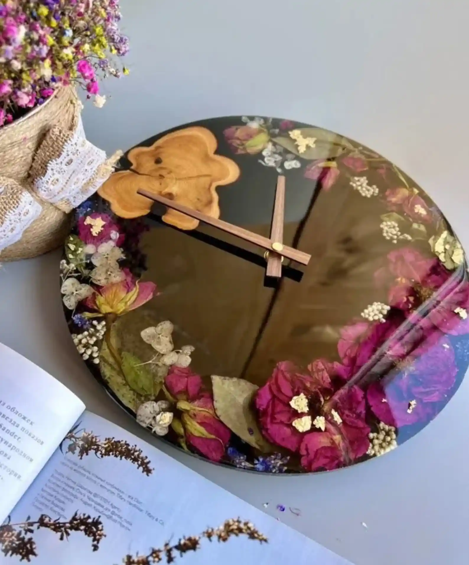 Floral Table Clock